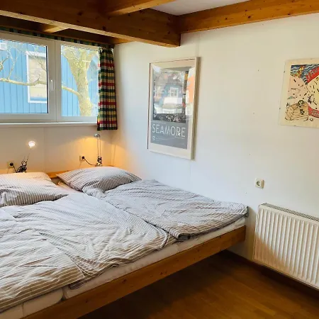 Austernfischer - Schoenes In Toplage Mit Grossem Garten Fuer Familie Und Freunde Prerow