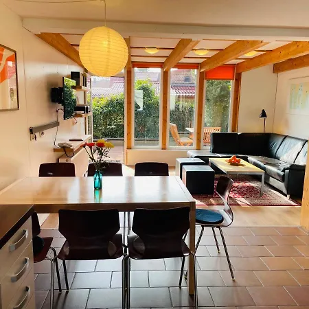 Austernfischer - Schoenes In Toplage Mit Grossem Garten Fuer Familie Und Freunde * Prerow