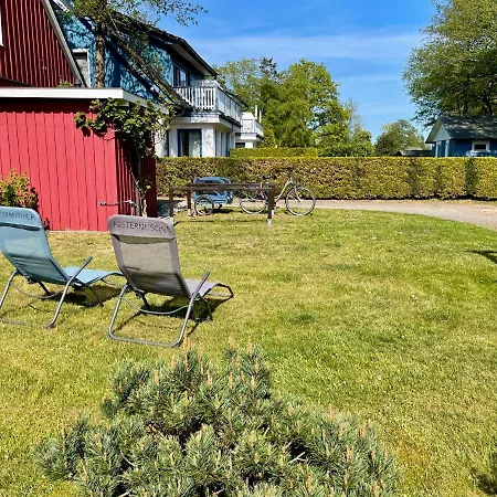 Austernfischer - Schoenes In Toplage Mit Grossem Garten Fuer Familie Und Freunde
