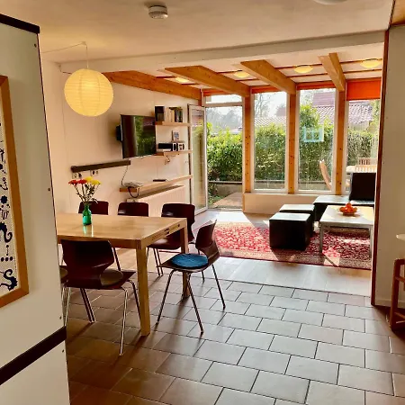 Austernfischer - Schoenes In Toplage Mit Grossem Garten Fuer Familie Und Freunde *