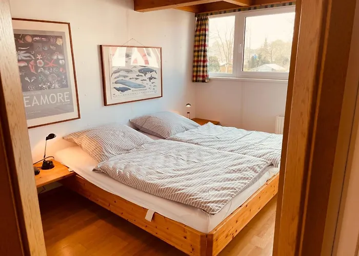 Austernfischer - Schoenes In Toplage Mit Grossem Garten Fuer Familie Und Freunde Hébergement de vacances *