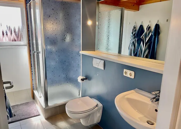 Austernfischer - Schoenes In Toplage Mit Grossem Garten Fuer Familie Und Freunde Hébergement de vacances *